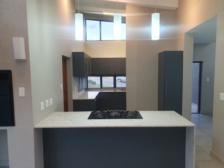 3 Bedroom Property for Sale in Le Grand Golf Estate Western Cape